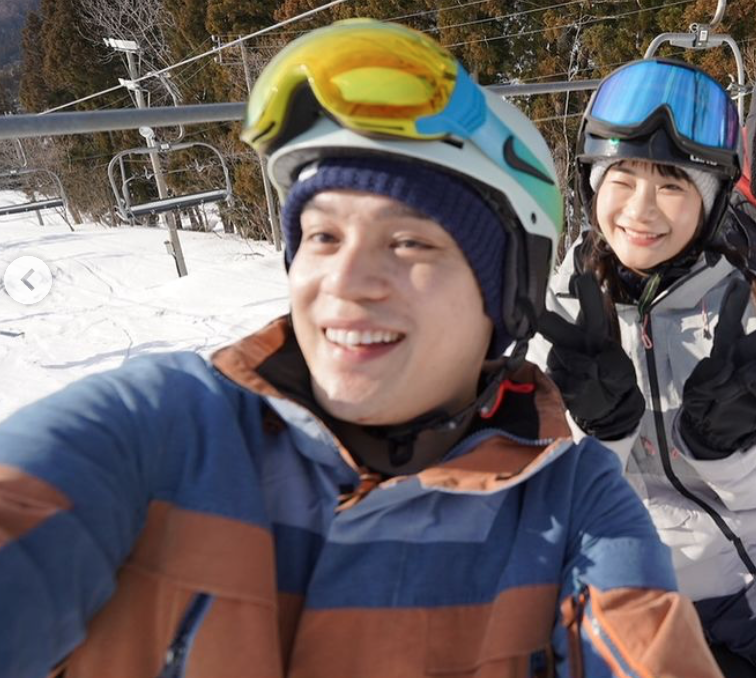 愛莉莎莎透露其實分手後還有跟呂杰陽一起去日本滑雪。 圖：翻攝自愛莉莎莎IG