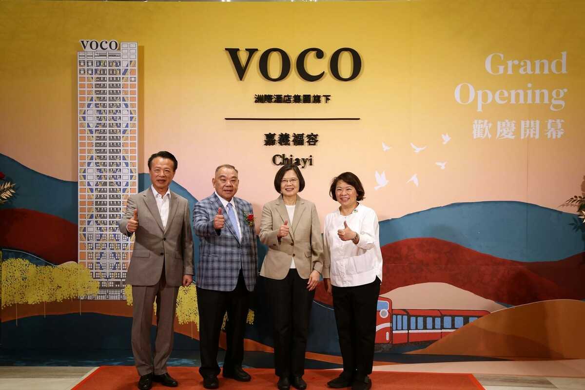 蔡英文前總統卸任後首度公開露面。 圖：取自嘉義綠豆大小事臉書。