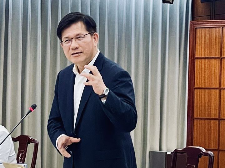 外交部長林佳龍主持TaiwanICDF財團法人國際合作發展基金會第110次董事會議。 圖：翻攝自林佳龍臉書