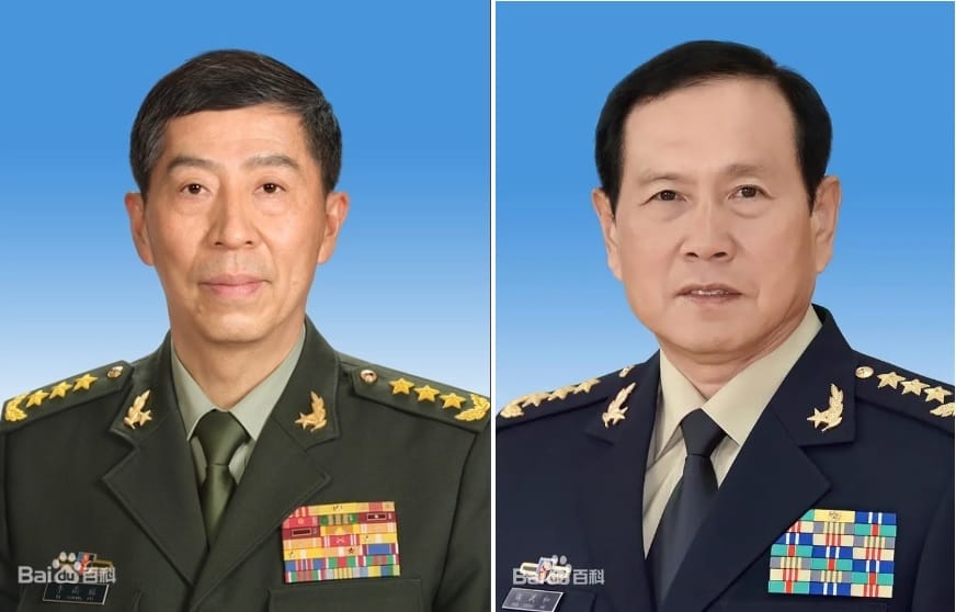 中國中央政治局 27 日公布調查報告指控，前中國國防部長李尚福(左)以及李尚福前任的國防部長魏鳳和(右)兩人涉及貪腐，並撤銷兩人的黨籍。 圖：翻攝百度百科 （新頭殼合成）