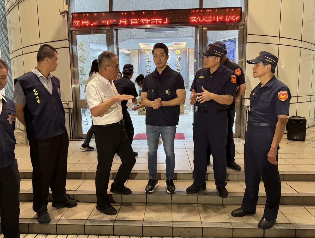 臺北市政府提前於 6 月 28 日晚間擴大舉辦「青春專案」聯合稽查勤務。 圖：臺北市警局提供