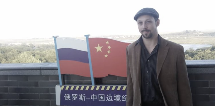中國吉林大學外籍助理教授杜本（Björn Alexander Düben）。 圖:翻攝自  Inconvenient Truths by Jennifer Zeng X
