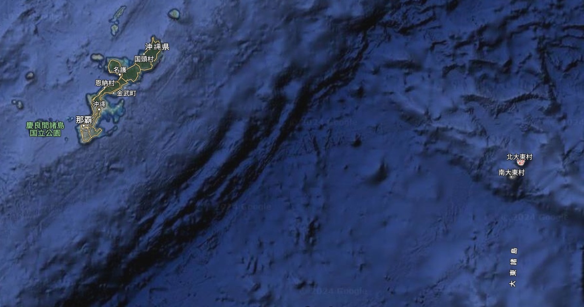 北大東島位於沖繩本島東方約360公里處。 圖：翻攝Google Map