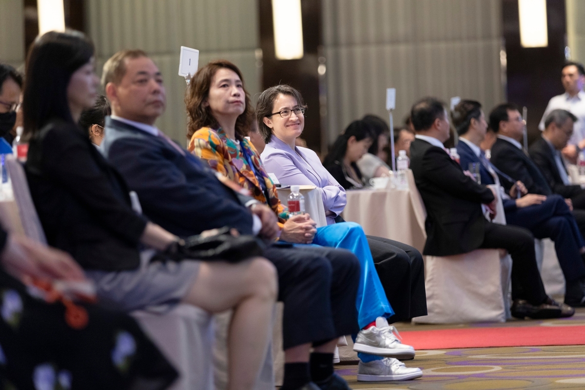 副總統蕭美琴出席2024台灣服務業大評鑑頒獎典禮。 圖：總統府提供