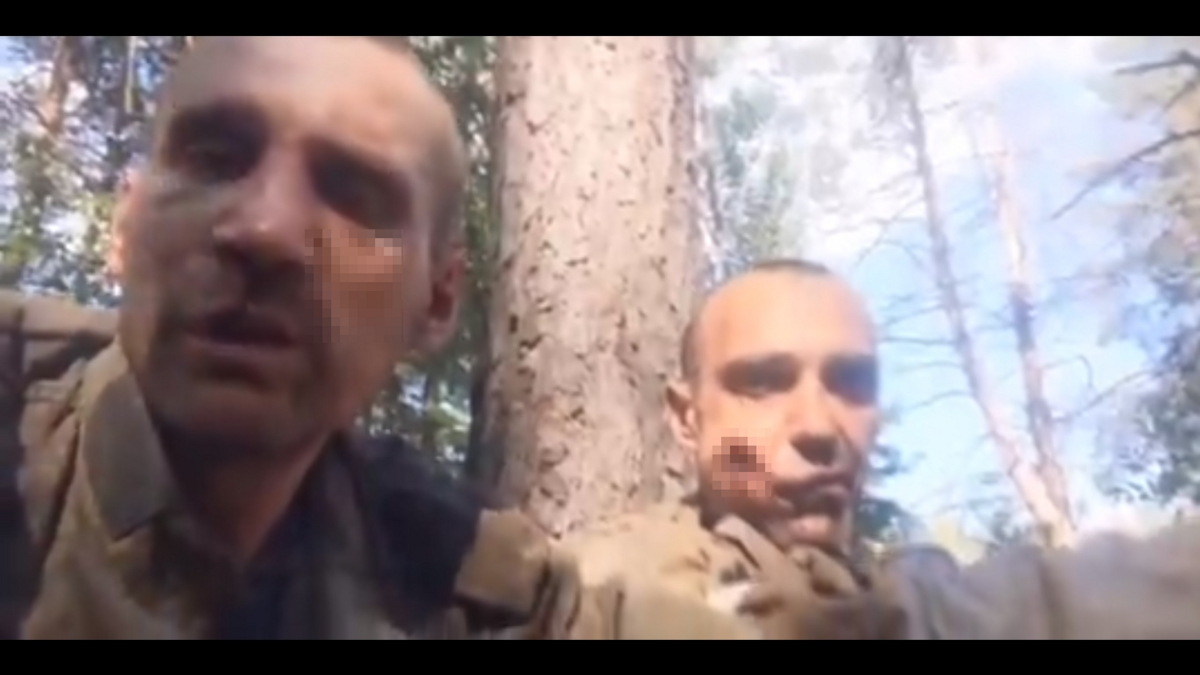前線受傷的俄軍拍攝影片，呼籲普丁能讓他們這些受傷的士兵撤退。 圖：擷取自 @NiKiTa_32156 X 分享影片