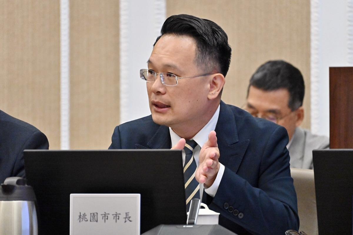 蘇俊賓呼籲中央支持讓各縣市從源頭培養公車司機，才能根本解決司機荒問題。 圖：行政院/提供