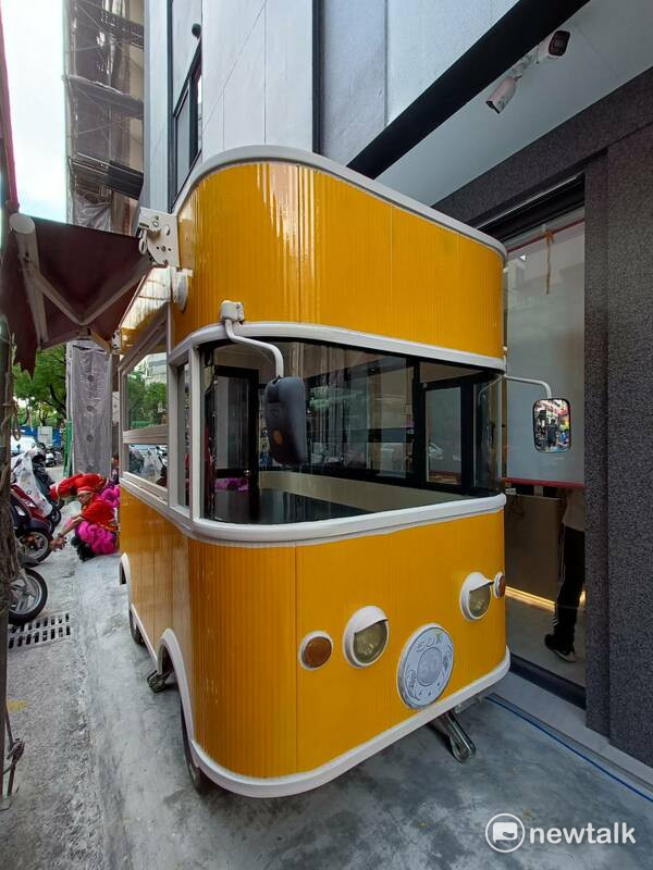 現場展式加盟車。 圖：唐復年/攝