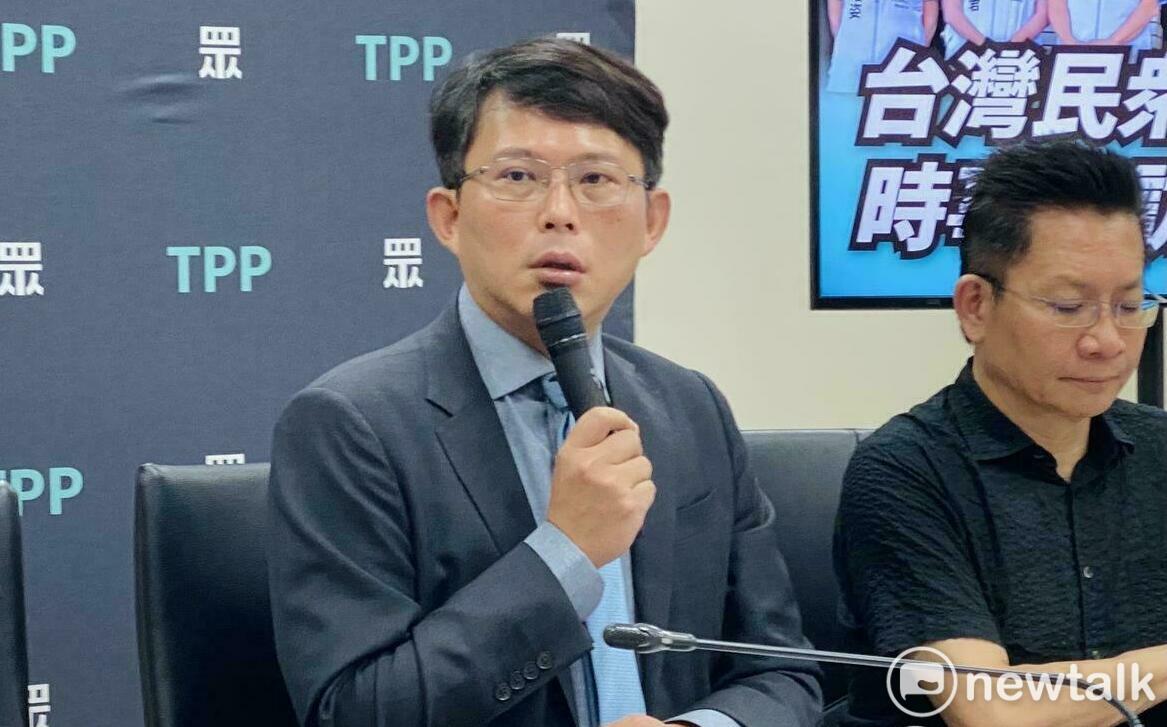 嗆卓榮泰別踐踏民主法治 黃國昌：要脅國會審NCC人事 令人不齒