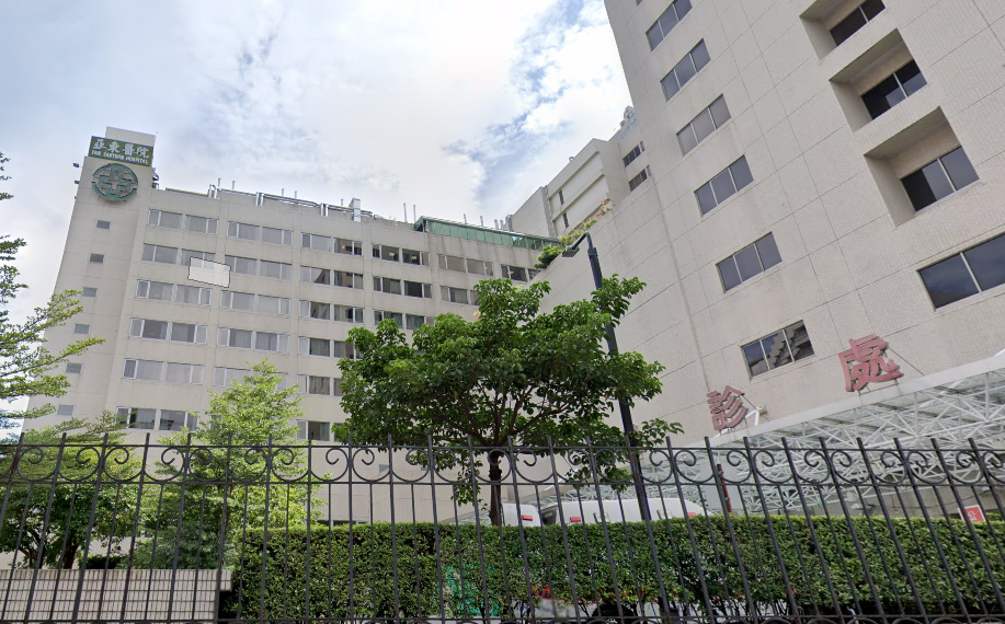 今(8)日上午，新北市板橋區一建案工地，發生了一起工人疑似因中暑昏緊急送亞東醫院後宣告死亡的不幸事件。 圖：翻攝自Google Ｍap