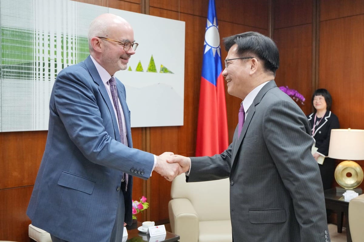 新AIT處長谷立言昨日與外交部長林佳龍會面。 圖：取自林佳龍臉書