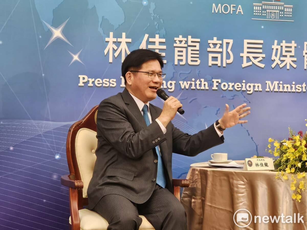 林佳龍透露，確實有規劃安排總統出訪友邦，待行程確定後會向外界說明。 圖：林昀真/攝
