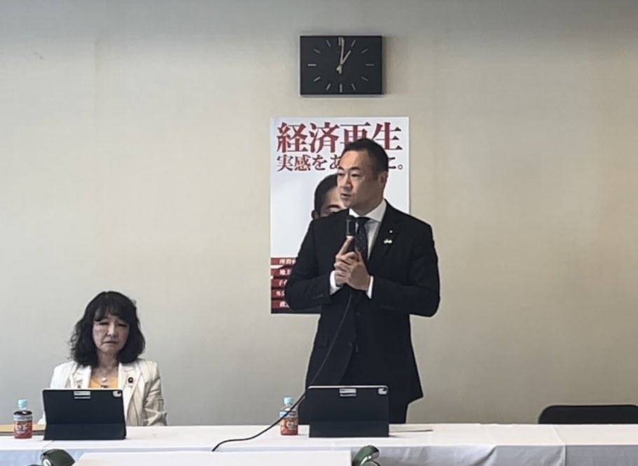 日本自民黨眾議員鈴木馨祐。 圖：翻攝鈴木馨祐X平台
