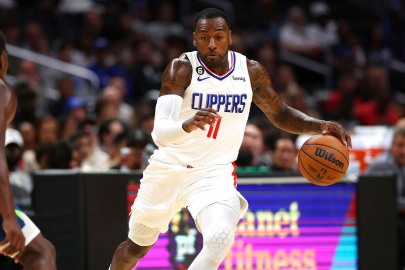 ▲NBA美國職籃夏季聯賽目前正熱鬧開打，而今（16）日稍早曾5度入選全明星賽的得分好手「牆哥」John Wall，也來到拉斯維加斯觀看夏季聯賽，他也抽空接受訪問，表示自己還沒有放棄重返NBA舞台的夢想。（圖／美聯社／達志影像）