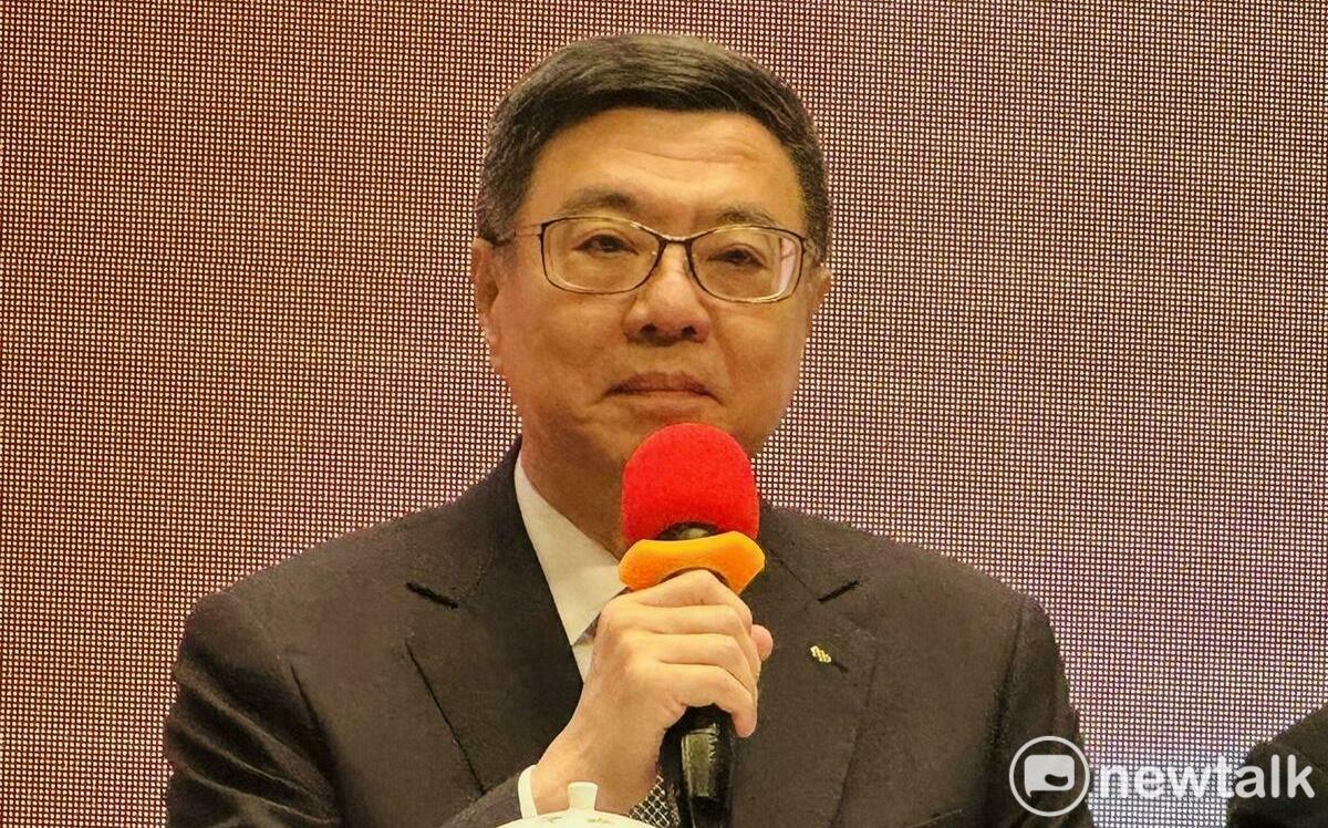 卓揆：落實「0-6歲國家一起養2.0」 助年輕人願婚、敢生、樂養