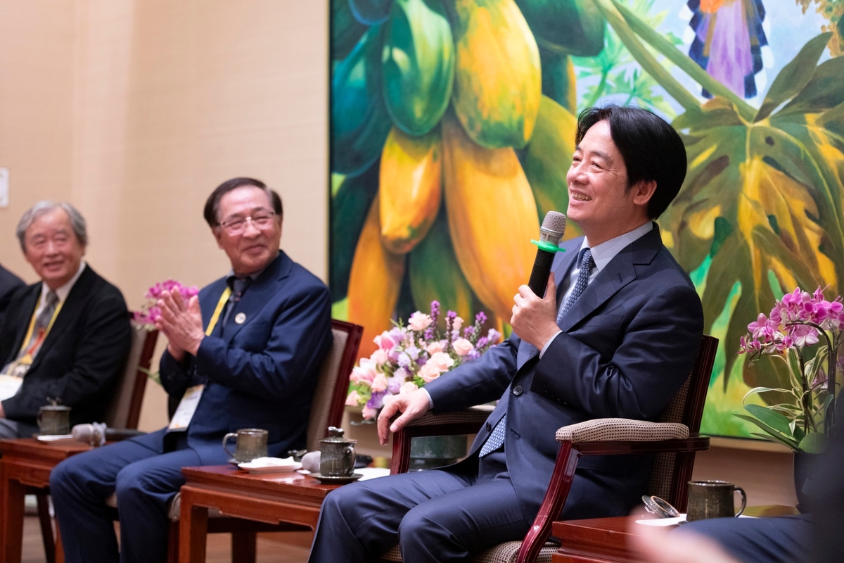 總統賴清德接見世界台灣商會聯合總會第30屆回國訪問暨投資考察團。 圖：總統府提供