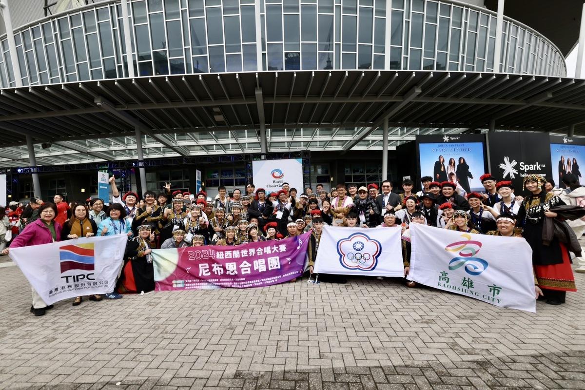 高雄市三支團隊總共斬獲3金1銀。 圖：高雄市教育局/提供