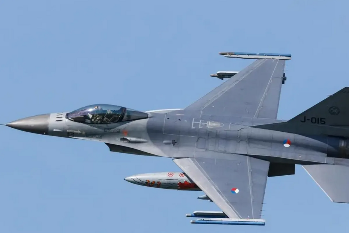 西方提供的 F-16 將在夏季進入烏俄戰場。 圖：翻攝自邵永靈