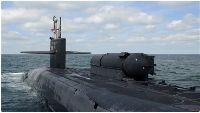 美軍的核潛艦行事作風通常較低調，主動公開位置與裝備武器的消息前所未聞。圖為美軍的「佛羅里達號」核潛艦。 圖：翻攝自 兵器展望