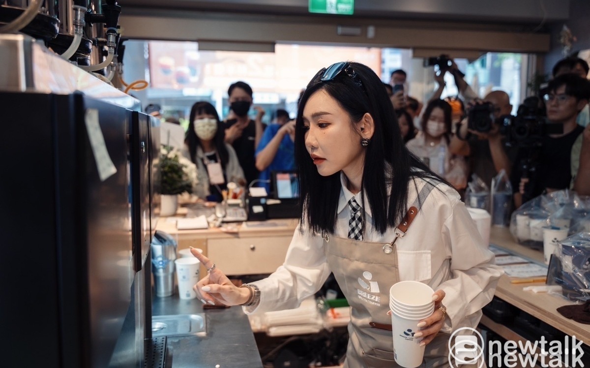 澎湖「吹吹風」吹到台中 許允樂一日店長狂賣兩千杯