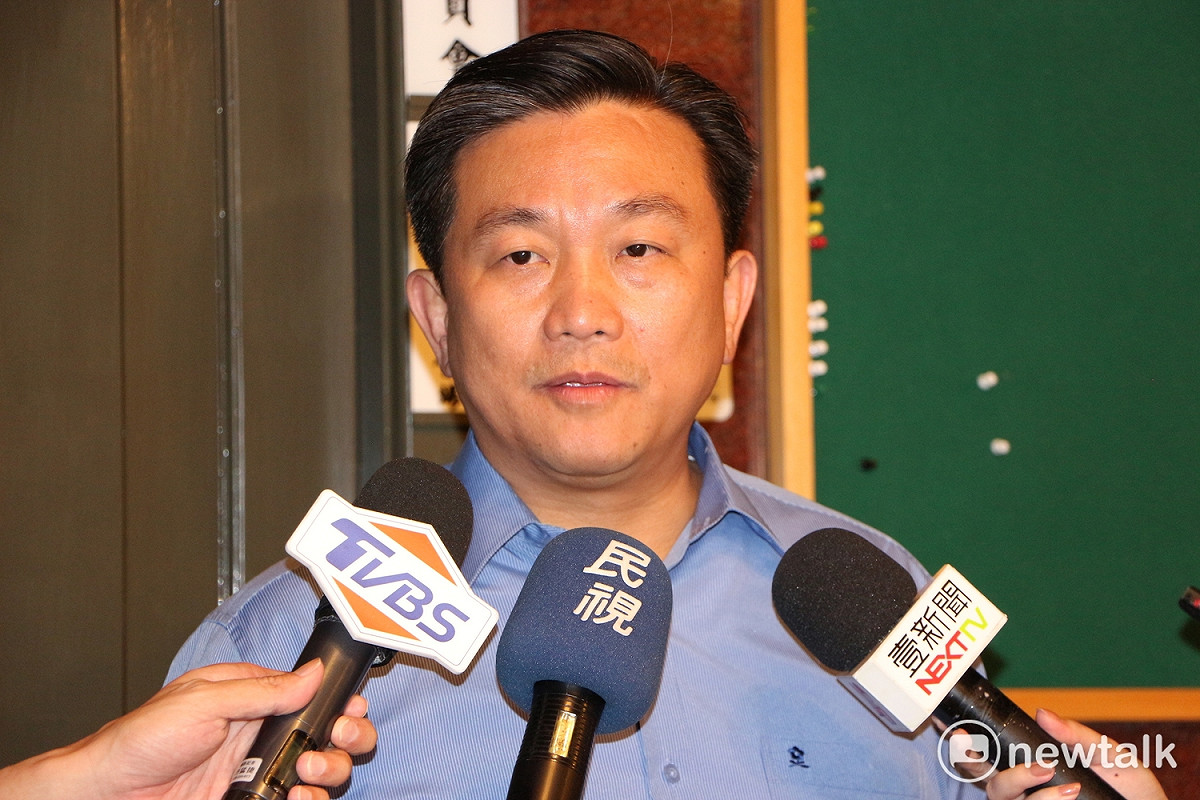 立委王定宇12日針對巴國總統致詞時傳譯漏翻「蔣介石」一事，翻譯就是信實，除要用優雅的字、達意的詞外，重點是需如實翻譯。 圖：新頭殼資料照