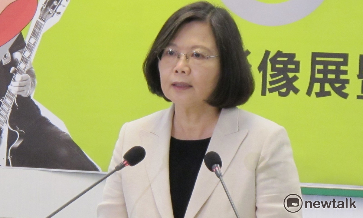 根據最新民調結果，含公教及政務人員共3項年金改革法案在立院三讀通過後，民眾對於蔡英文總統的施政表現滿意度上升8個百分點至29%。 圖：新頭殼資料照片