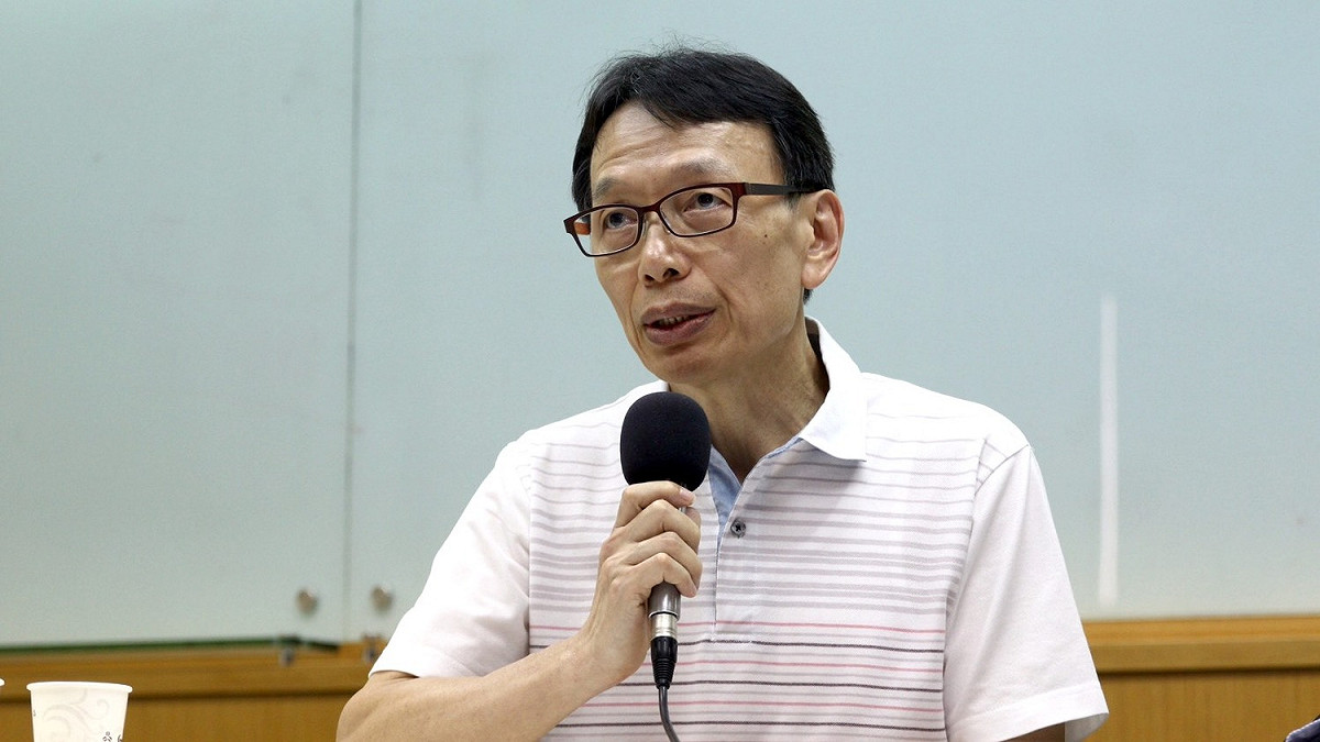 李石增14日表示，長庚醫院董事長王瑞慧為自保竟犧牲他，將免職兩位急診主管陳日昌、邱德發的過錯都交由他扛下，「讓本人成為代罪羔羊！」 圖：曾原信