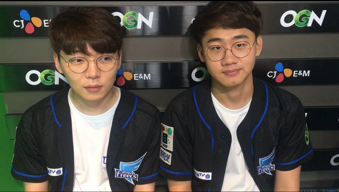 韓國戰隊 Afreeca Freecs 的上路選手MaRin與中路選手Kuro。 圖：翻攝自 Afreeca Freecs LoL‏官方推特