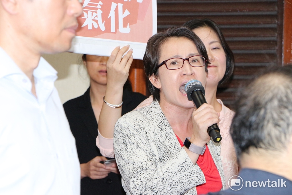 立委蕭美琴呼籲藍軍趕快審查前瞻預算。 圖：廖品瑄 / 攝（資料照片）