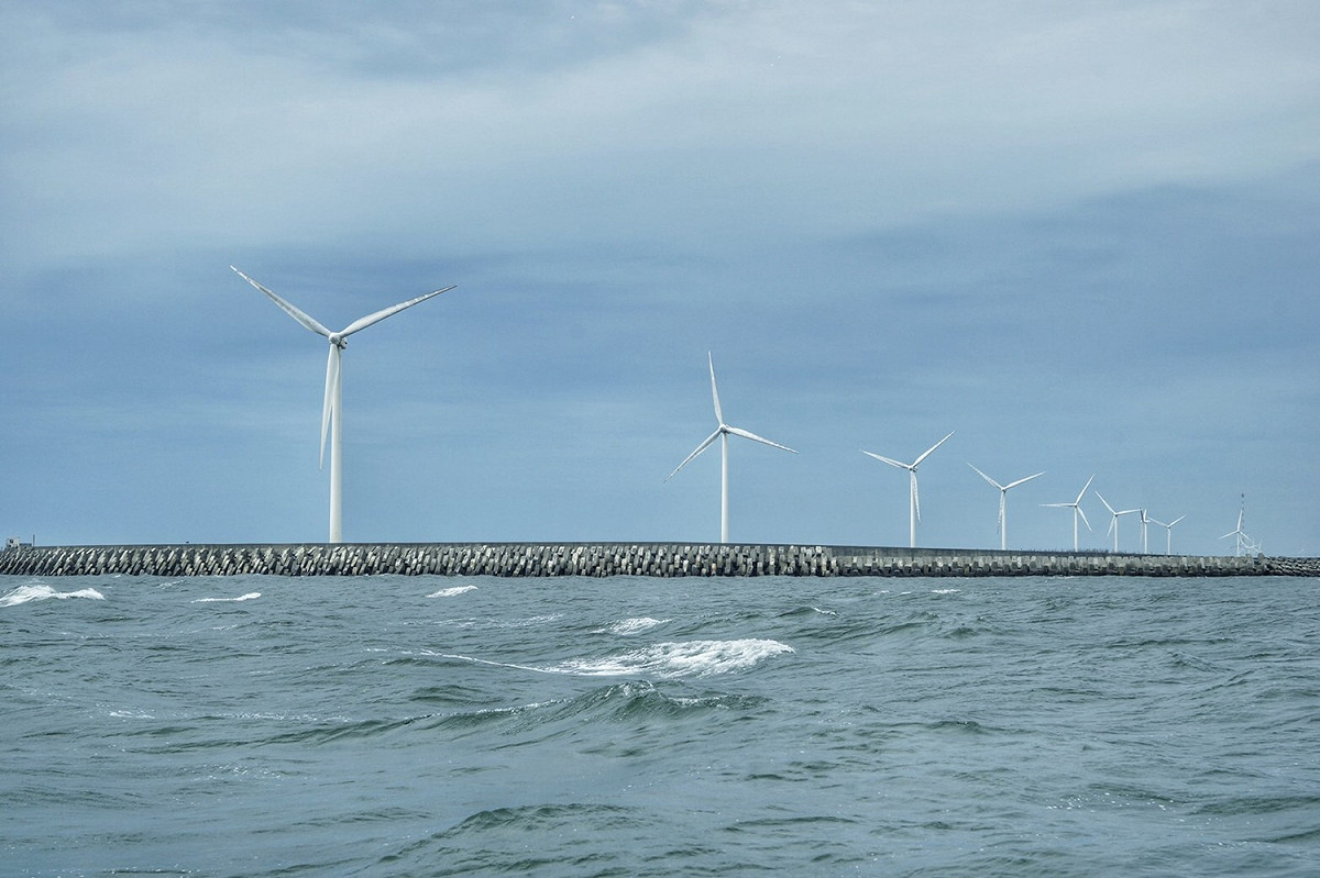 彰化芳苑外海風力發電機。 圖：新頭殼資料庫