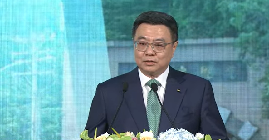 行政院長卓榮泰在民進黨全代會進行施政報告。 圖：翻攝自民進黨YT
