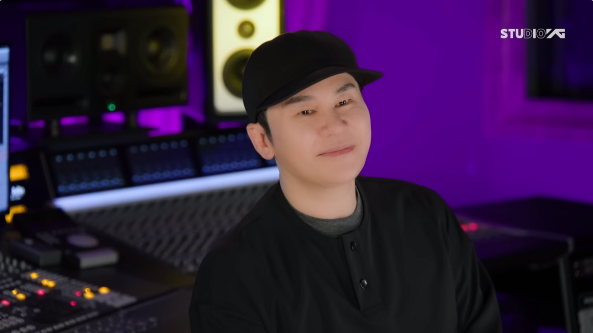 YG娛樂創辦人梁鉉錫宣布公司未來規劃。 圖：翻攝自YG娛樂YouTube