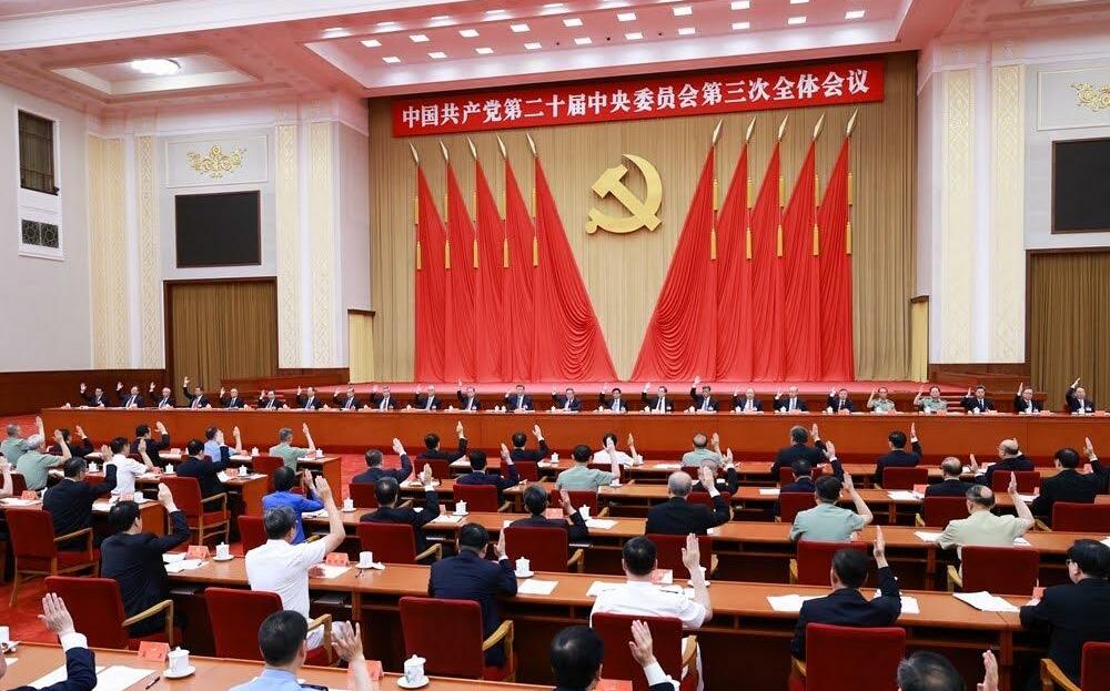 「一尊」地位岌岌可危！「習思想」缺席 還出現「這4字」專家 : 他要上位了....