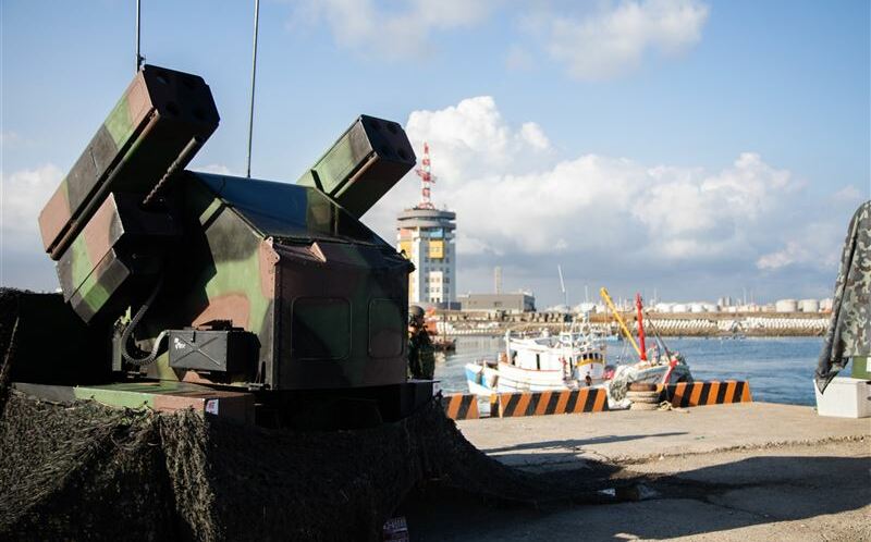 「復仇者」飛彈車鎖定敵機！ 國軍第五作戰區執行防空作戰演練