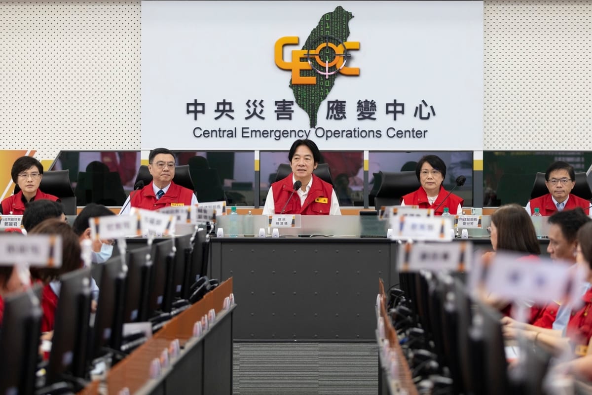凱米颱風襲台，總統賴清德視察中央災害應變中心。 圖：總統府提供