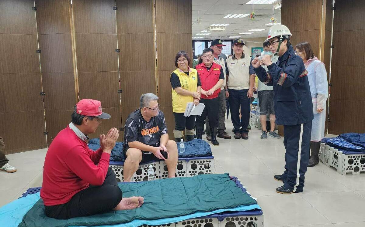 凱米降雨持續增強 高雄8區撤離2610人