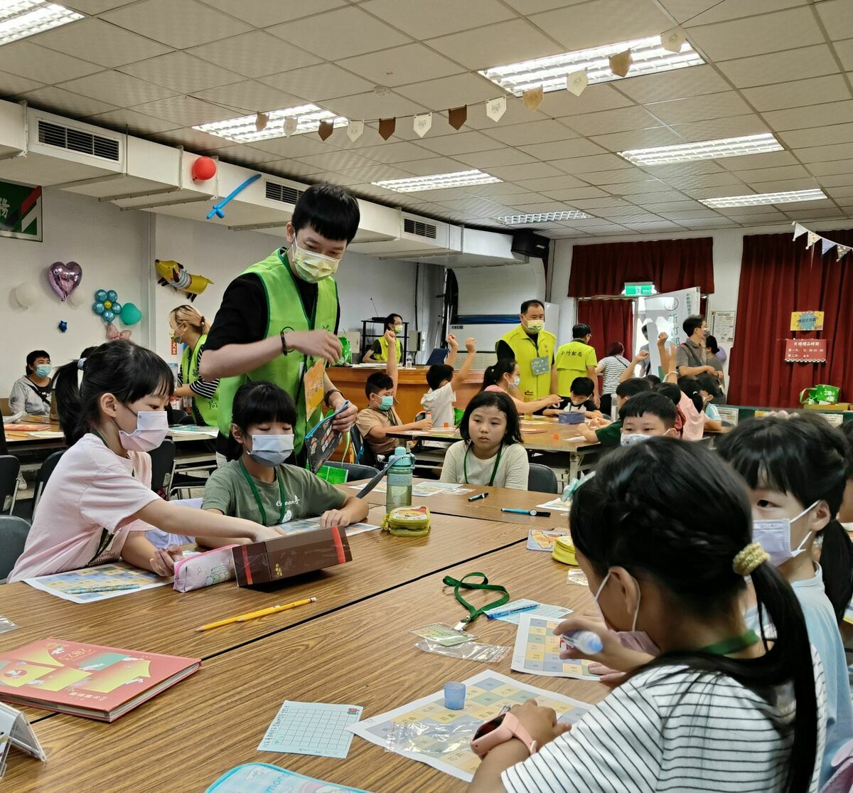 互動式的親子研習營。 圖: 新竹郵局/提供