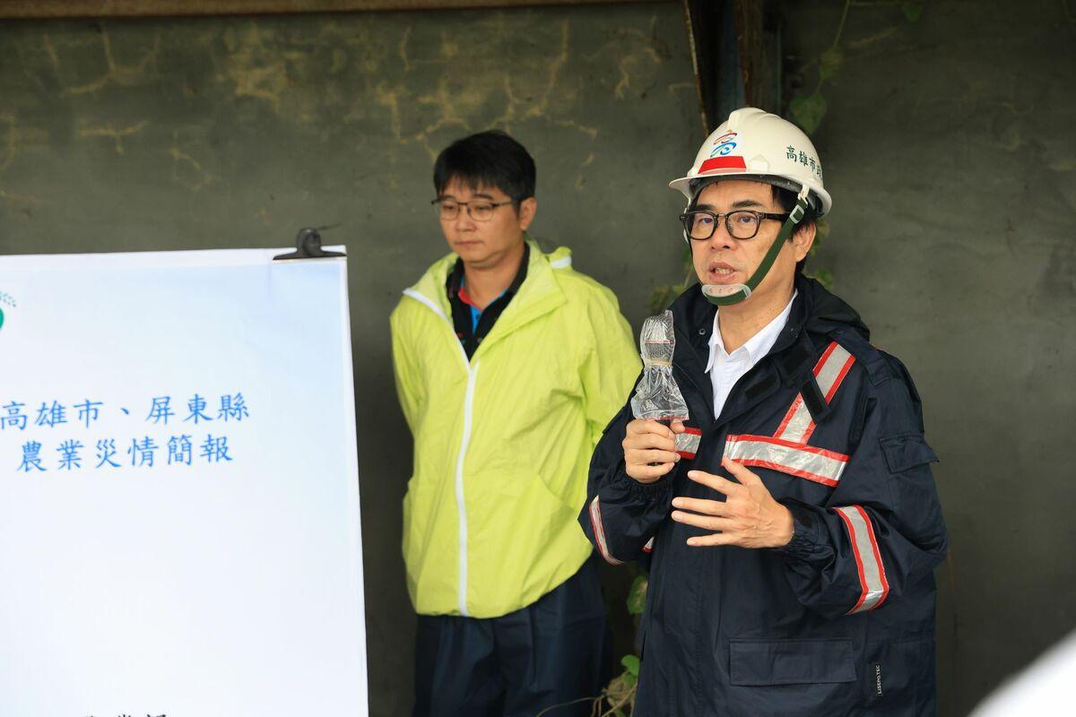 陳其邁(右)表示會視災情隨時跟盧秀燕保持聯絡。 圖：高雄市政府/提供