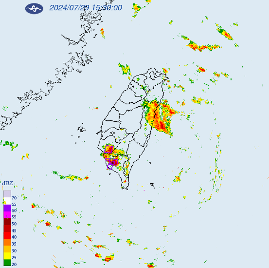 今(29)日高雄市、屏東縣有局部大雨或豪雨，新竹、苗栗、台南、花蓮地區及宜蘭、中部山區有局部大雨發生。 圖：翻攝自中央氣象署官網