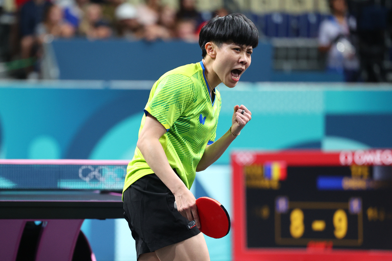2024巴黎奧運桌球女單32強賽在當地時間29日舉行，台灣好手鄭怡靜（圖）出戰羅馬尼亞對手，鄭怡靜在一次得分後振奮吶喊，最終以4比2獲勝，晉級16強。 圖：中央社提供（資料照片）