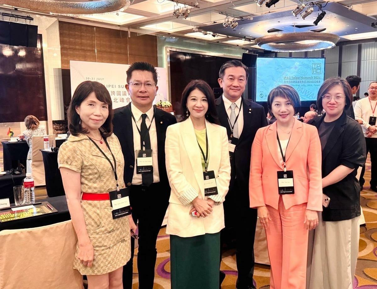 多名民進黨立委及民眾黨立委吳春城、陳昭姿都出席IPAC年度峰會。 圖：立法委員林楚茵辦公室提供