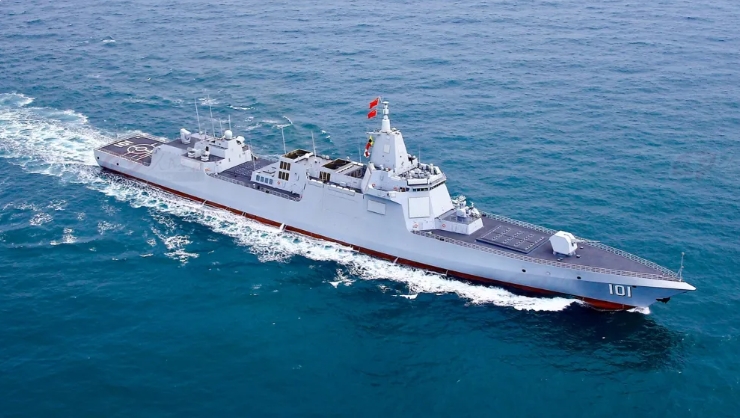中國萬噸飛彈驅逐艦。 圖 : 翻攝自騰訊網 / 天狼