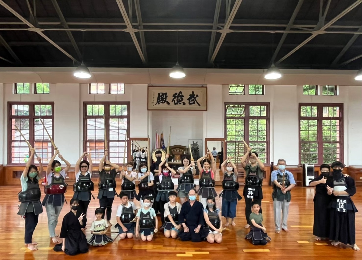 武德殿的劍道體驗重現兩年前文博遶境的「日式貴族輕旅行」路線。 圖：高雄市文化局/提供