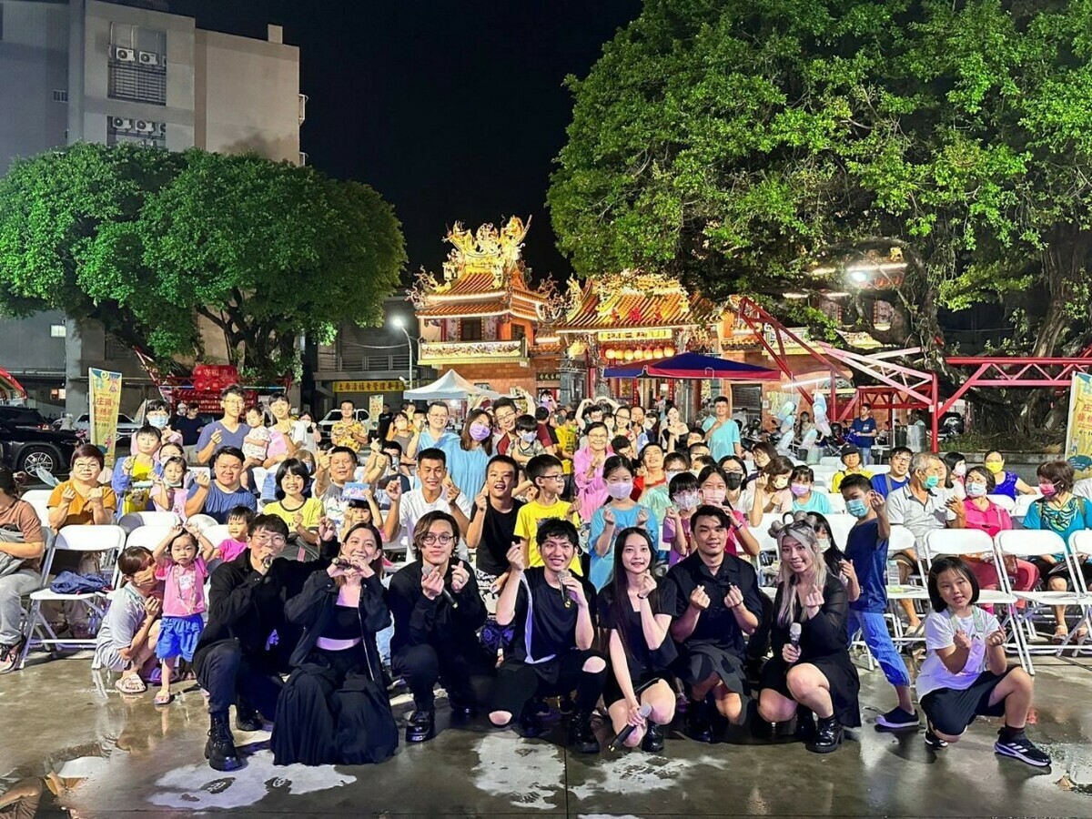 「庄頭藝穗節」將廳堂級表演節目走入社區巡演。 圖：高雄市文化局/提供