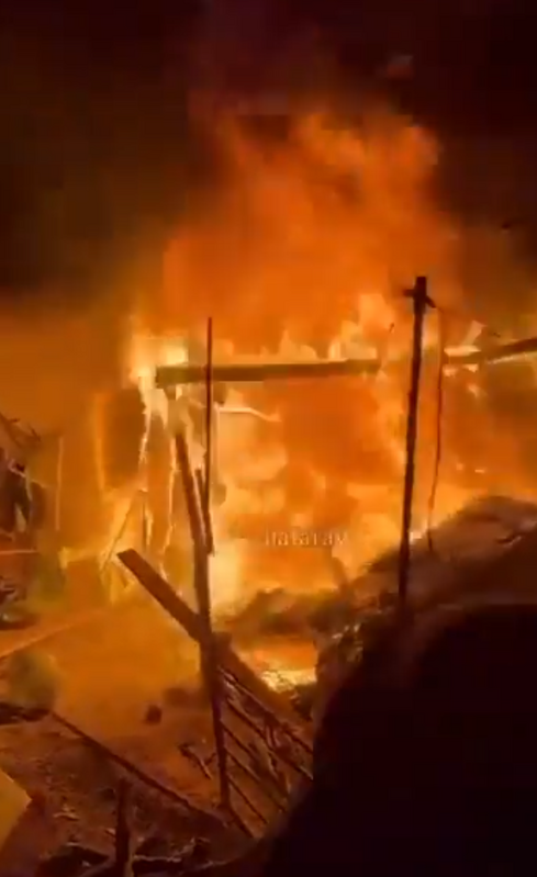 以軍近期還轟炸了黑桃 A 卡桑旅指揮兼發言人奧拜達的藏身建築。 圖：翻攝自以色列戰爭 X 帳號