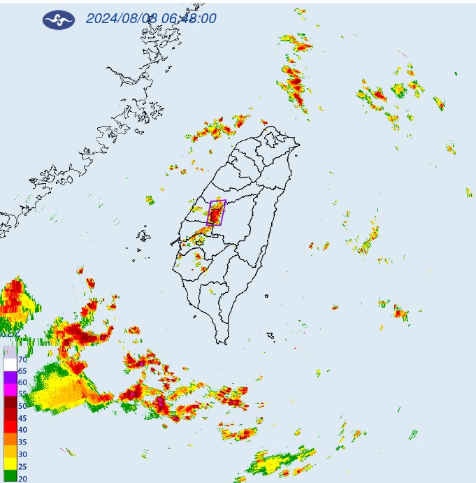 中央氣象署今天一早，針對台中市、彰化縣、南投縣、雲林縣」等中部縣市，發布大雷雨即時訊息，持續時間將到上午8時30分止。 圖：中央氣象署／提供