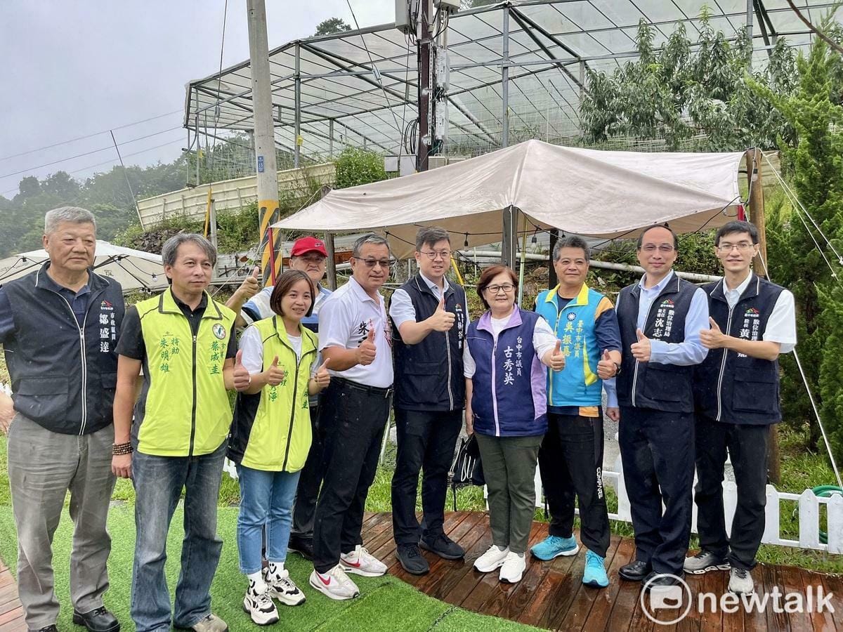 台中市政府數位治理局與通訊業者合作，增設基地台來改善和平裡冷山區的行動通訊。 圖：實習記者張博森/攝