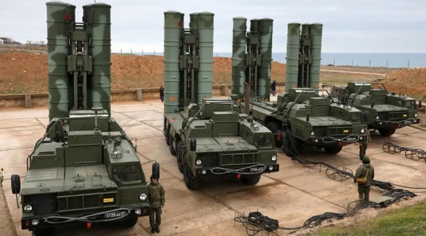 俄軍S-400導彈防禦系統。 圖 : 翻攝自鄔話不說