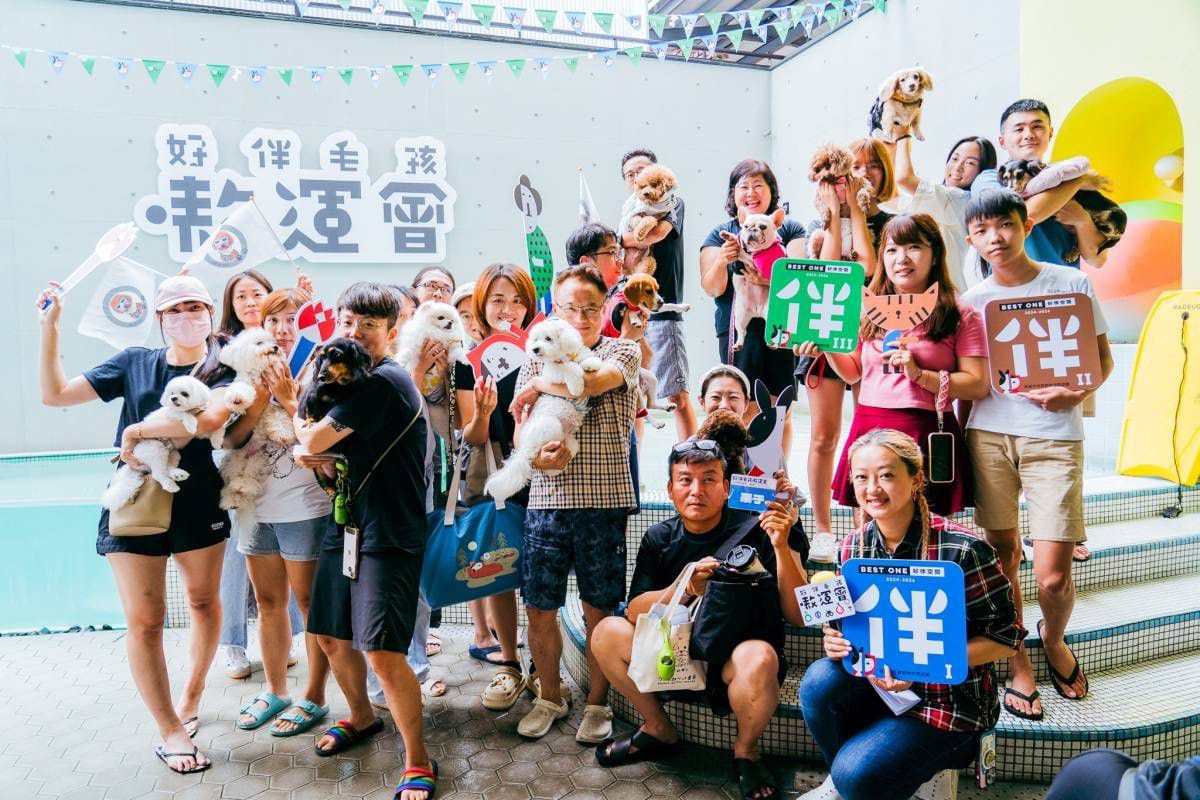 「毛孩嗷運會」透過活動推廣飼主教育與寵物運動。 圖：高雄市農業局/提供