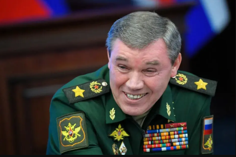 此次反擊烏軍入侵不力，極有可能成為壓垮俄軍參謀總長格拉西莫夫的最後一根稻草。 圖：翻攝自俄語大世界