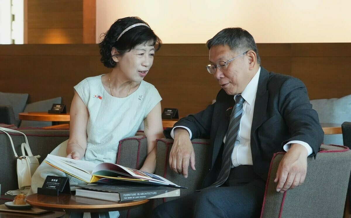 陳佩琪貼結婚照替柯文哲喊冤！游淑慧：如果都合法貪污就除罪化了